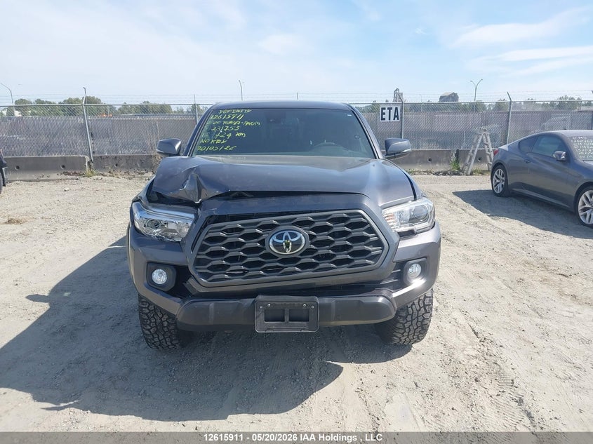 2020 Toyota Tacoma Double Cab/Sr/Sr5/Trd Sport/Trd Off Road/Trd Pro VIN: 5TFCZ5AN3LX231755 Lot: 12615911