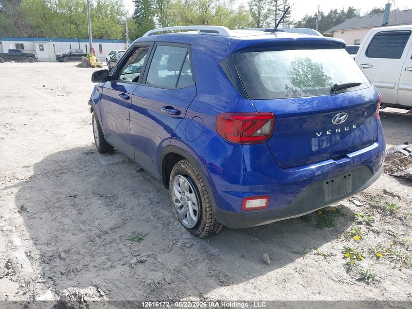 Vin: kmhrc8a39su400345, lot: 3015120, hyundai venue sel/limited 20253