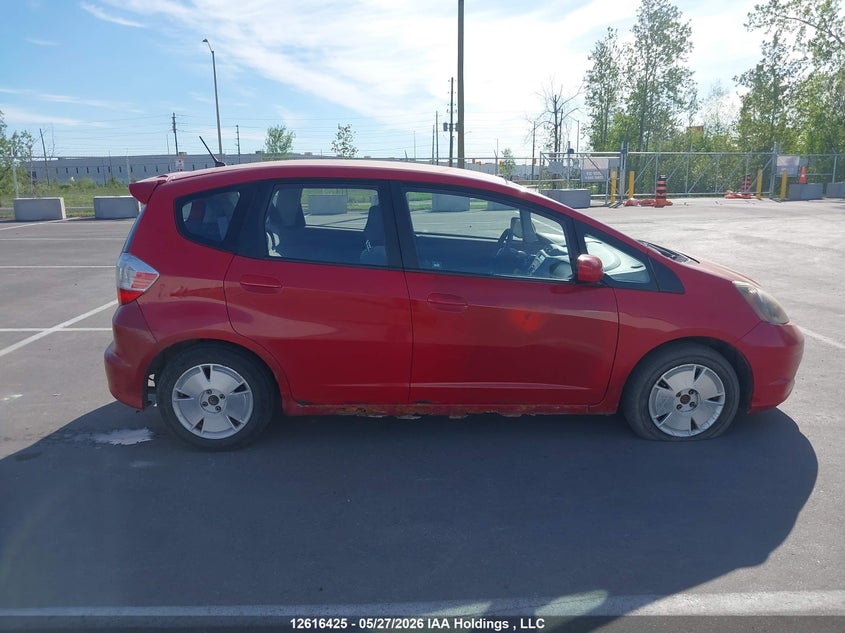 2010 Honda Fit Lx VIN: JHMGE8H58AC802650 Lot: 12616425