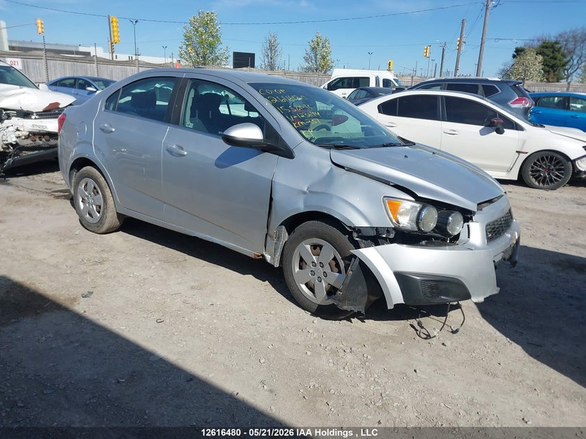 2015 CHEVROLET SONIC LT AUTO