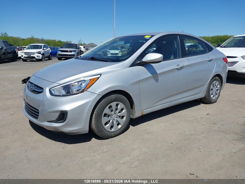 Vin: kmhct4ae7fu939942, lot: 3015578, hyundai accent gls 20152