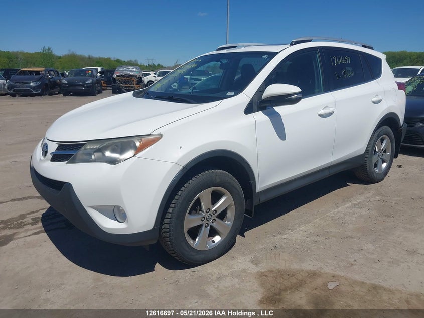 2015 Toyota RAV 4, Удар ззаду, IAAI, VIN 2T3WFREV6FW174631 — фото 2