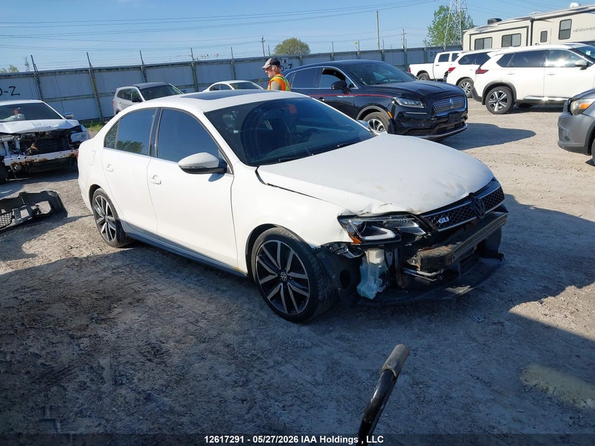 2013 VOLKSWAGEN JETTA GLI