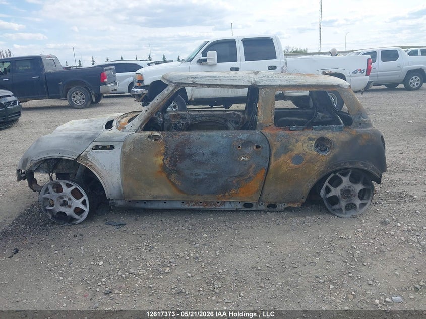 2005 Mini Cooper S VIN: WMWRE33595TL12628 Lot: 12617373