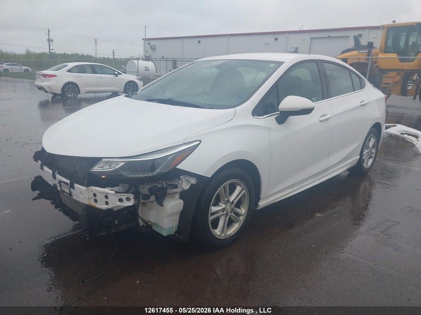 Vin: 1g1be5sm3j7105611, lot: 3016499, chevrolet cruze lt auto 20182