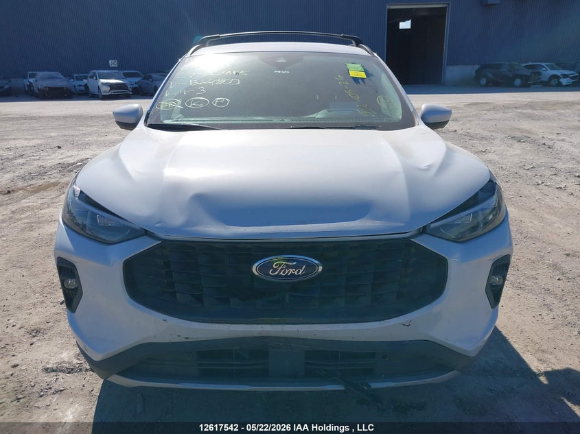 2025 Ford Escape 2.5 Phev White Lot 111012617542 Vin 1FMCU0E19SUB64809