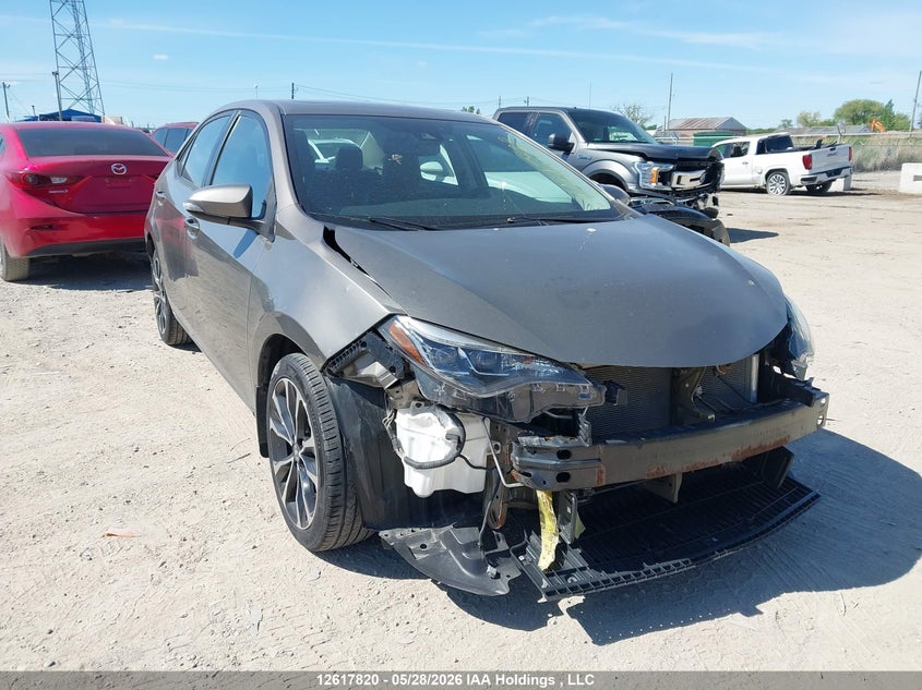 2017 TOYOTA COROLLA SE
