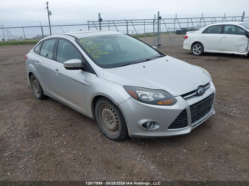 Vin: 1fadp3j2xel261341, lot: 3017082, ford focus titanium 2014 img_1