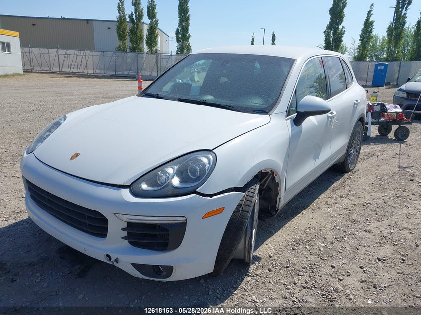 Vin: wp1ab2a23hla52967, lot: 3017246, porsche cayenne s 20172
