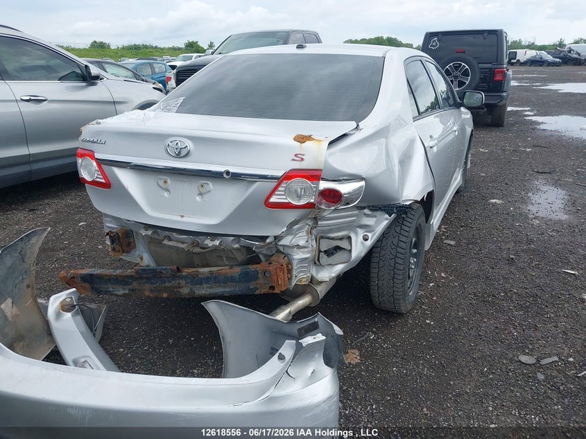 Vin: 2t1bu4ee1cc852926, lot: 3017676, toyota corolla 20124