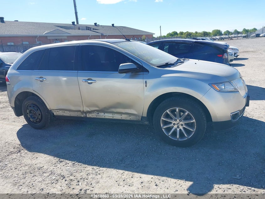 2011 Lincoln Mkx VIN: 2LMDJ8JK4BBJ27915 Lot: 12618860