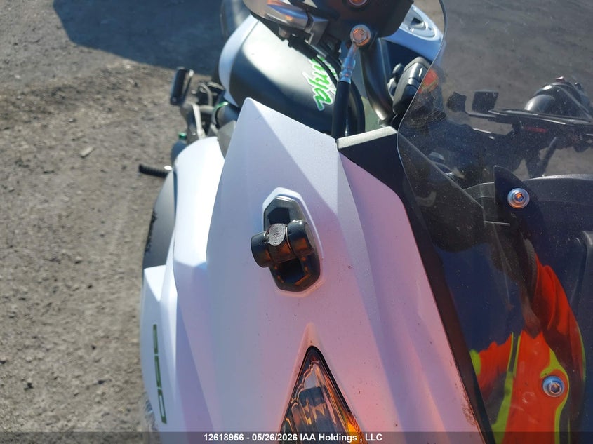 2015 Kawasaki Ex650 F VIN: JKAEXEF19FDA22267 Lot: 12618956