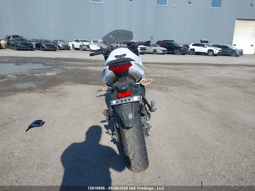 2015 Kawasaki Ex650 F VIN: JKAEXEF19FDA22267 Lot: 12618956
