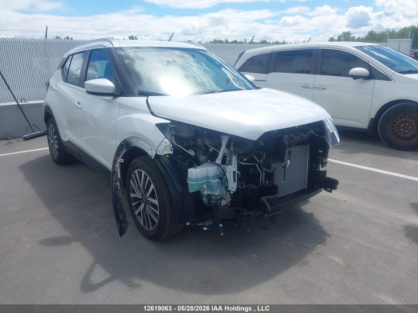 Vin: 3n1cp5cv8rl581733, lot: 3018210, nissan kicks 2024 img_1