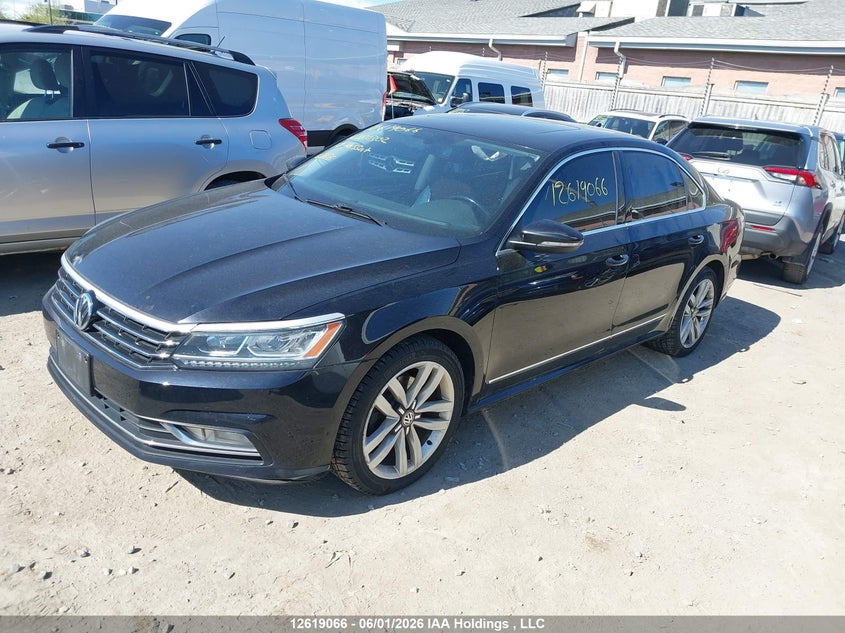 Vin: 1vwcm7a34hc080302, lot: 3018213, volkswagen passat sel premium 20172