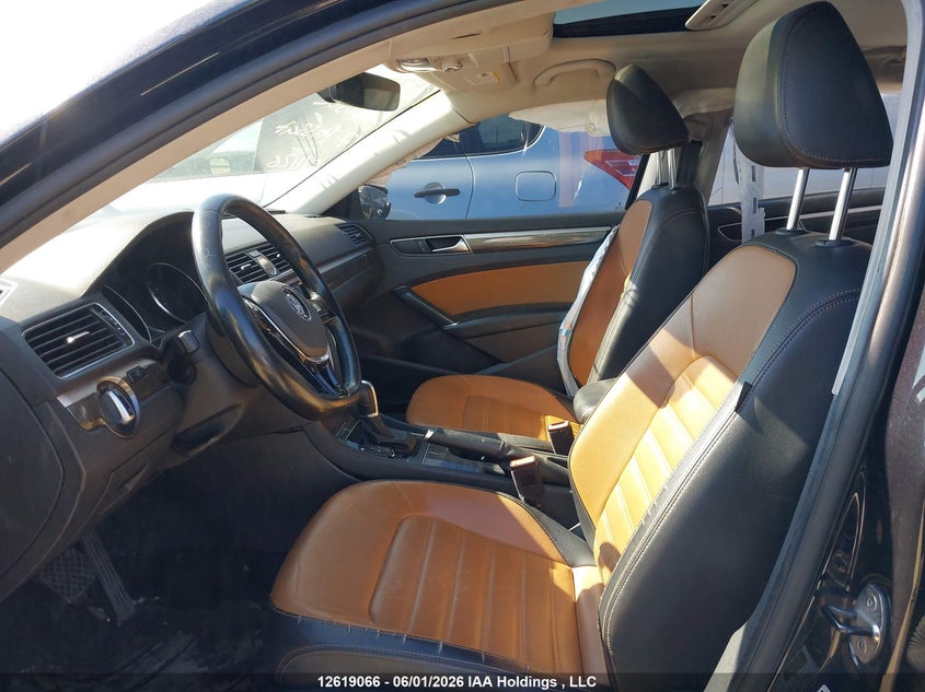 2017 VOLKSWAGEN PASSAT SEDAN 3.6L V-6 DI, DOHC, VVT, 280HP