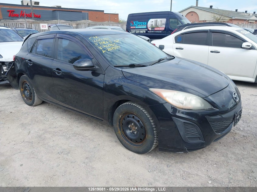 Vin: jm1bl1kf5b1467953, lot: 3018228, mazda mazda3 gx 2011 img_1