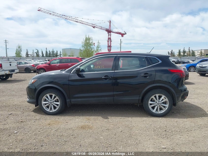 2019 Nissan Qashqai S/Sl/Sv VIN: JN1BJ1CRXKW338370 Lot: 12619135