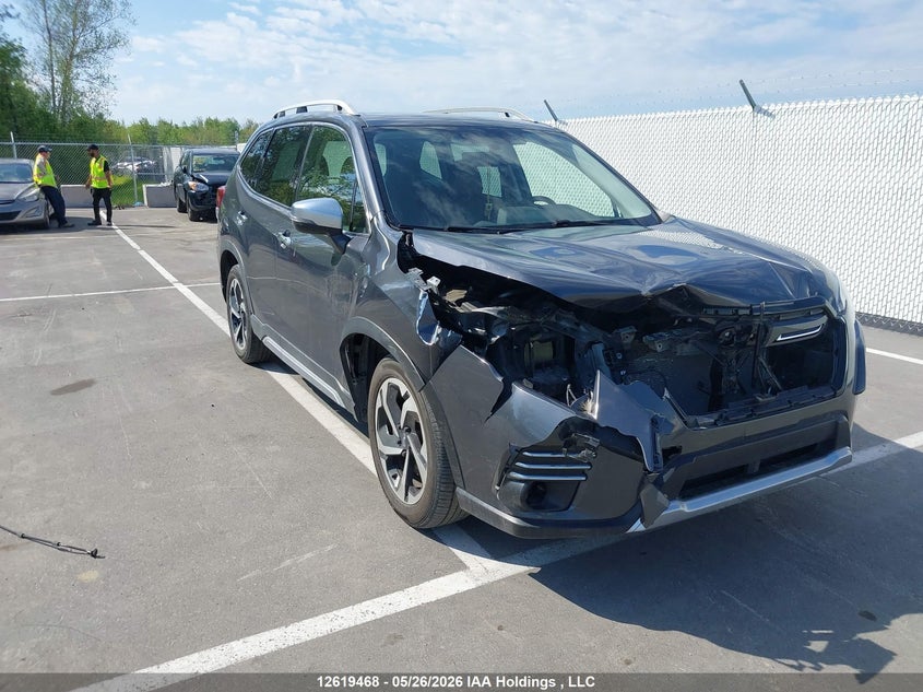 2023 Subaru Forester Touring