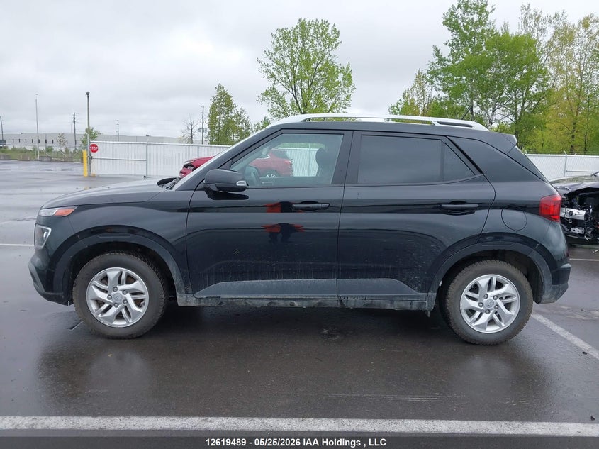 2023 Hyundai Venue Sel/Limited VIN: KMHRC8A37PU237802 Lot: 12619489