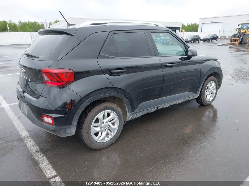 2023 Hyundai Venue Sel/Limited VIN: KMHRC8A37PU237802 Lot: 12619489