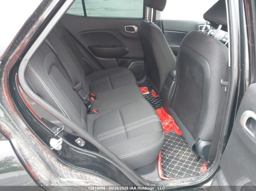 2023 Hyundai Venue Sel/Limited VIN: KMHRC8A37PU237802 Lot: 12619489