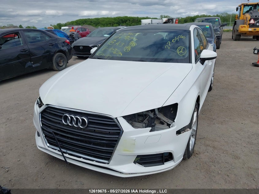 2018 Audi A3 2.0T Komfort VIN: WAUAUGFF1J1035670 Lot: 12619675