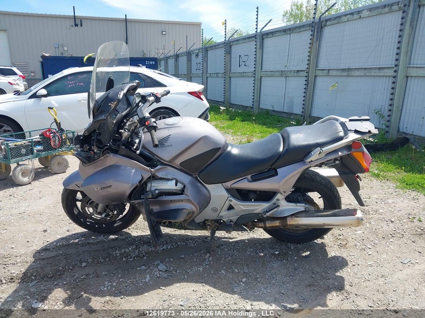 2003 HONDA ST 1300 A 2