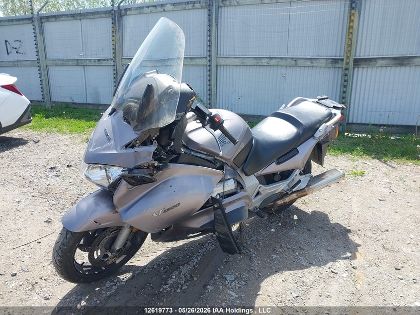 2003 HONDA ST 1300 A 2