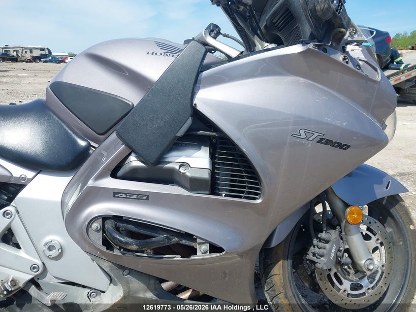 2003 HONDA ST 1300 A 2