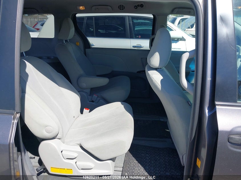 2012 Toyota Sienna 3.5 grey Lot 111012620211 Vin 5TDZK3DC8CS196679