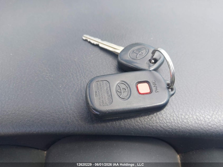 2006 Toyota Corolla Matrix Xr VIN: 2T1KR32E86C589449 Lot: 12620229