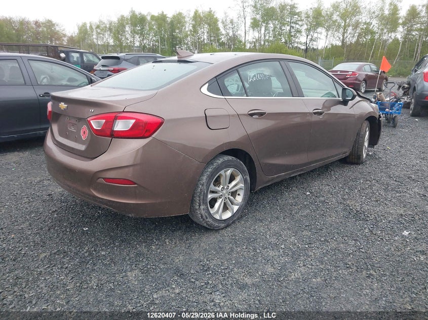 Vin: 1g1be5sm8k7121160, lot: 3019658, chevrolet cruze lt 20194