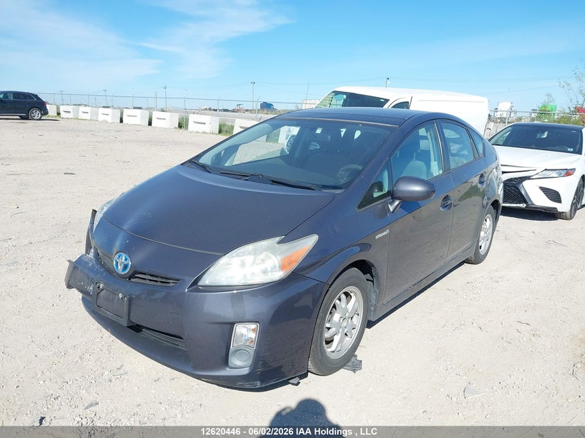 2010 Toyota Prius, Front, IAAI, VIN JTDKN3DU5A0221555 — photo 2