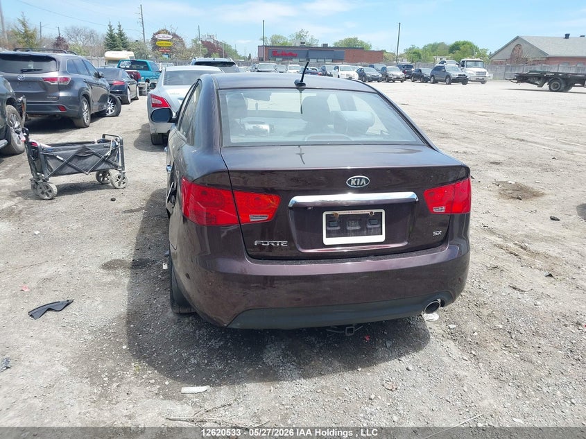 2011 Kia Forte 2.4L Sx/2.4L Sx Luxury VIN: KNAFW4A32B5385928 Lot: 12620533