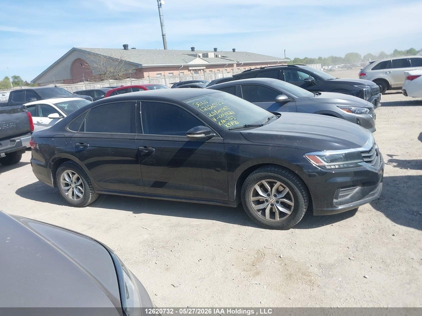 2020 Volkswagen Passat Comfortline VIN: 1VWAA7A33LC004921 Lot: 12620732