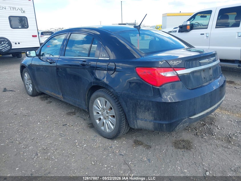 Vin: 1c3ccbab3dn524417, lot: 3020336, chrysler 200 lx 20133