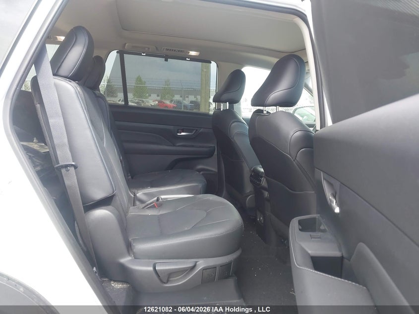 2024 Toyota Highlander 2.4 Grand Xle/Limited/Platinum white Lot 111012621082 Vin 5TDAAAB51RS026438