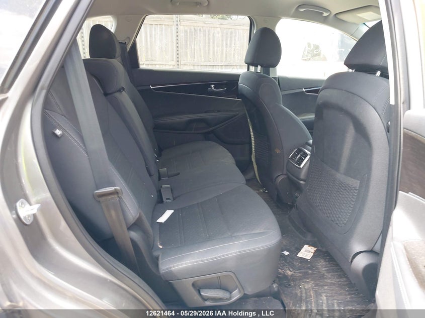 2019 Kia Sorento 2.4L Lx/3.3L Lx VIN: 5XYPGDA5XKG549634 Lot: 12621464