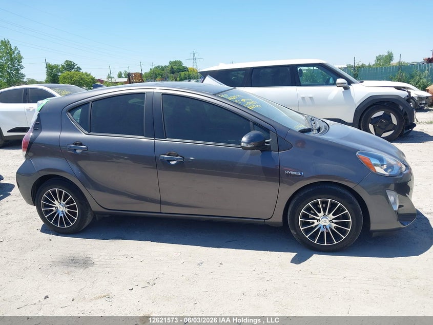2015 Toyota Prius C Technology VIN: JTDKDTB31F1091854 Lot: 12621573