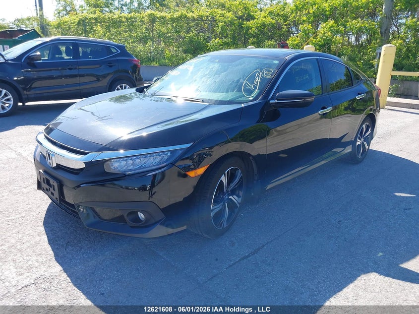 2017 Honda Civic, Theft Recovery, IAAI, VIN 2HGFC1F93HH105671 — photo 2