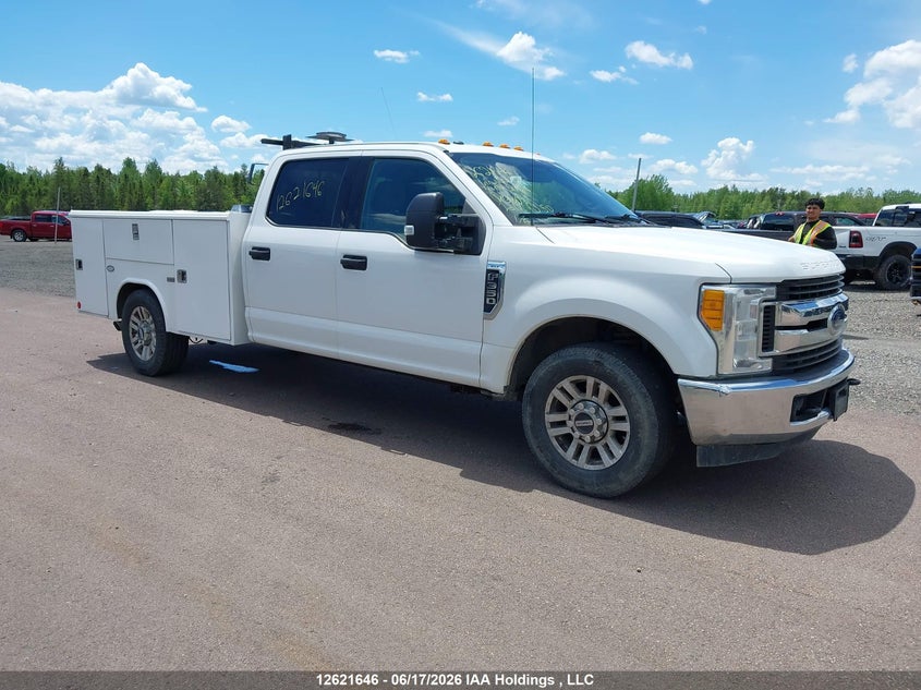 2017 FORD F350 PICKUP 6.2L V-8 VVT, 385HP