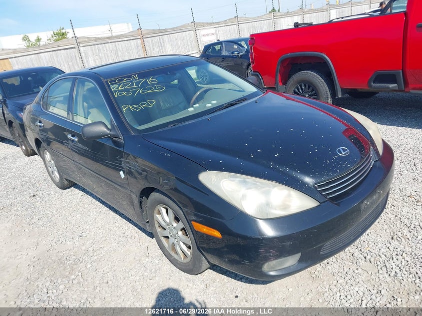 2002 Lexus Es 300, Right Side, IAAI, VIN JTHBF30G425007625