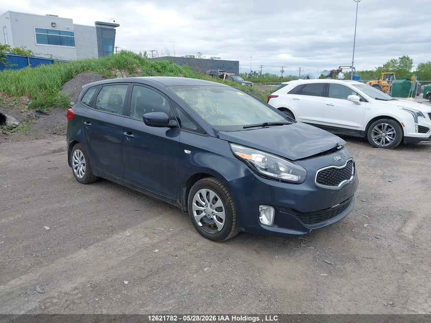 Vin: knaht8a34f7090770, lot: 3021131, kia rondo 20151