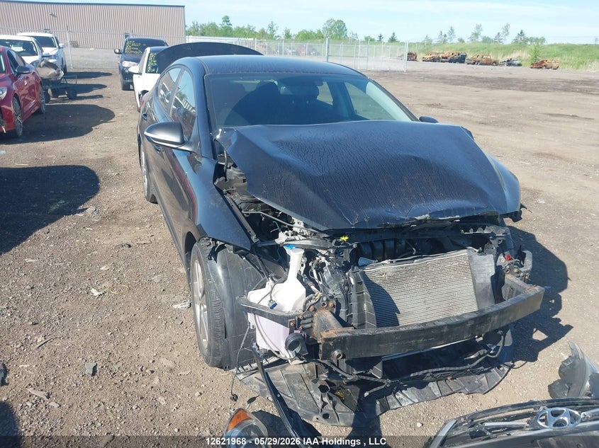 2017 HYUNDAI ELANTRA GL