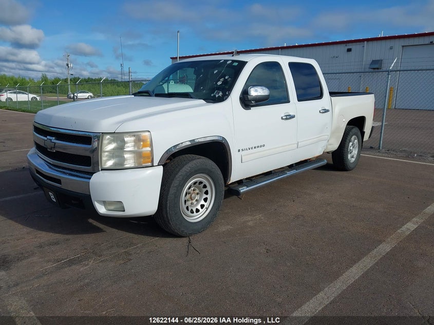 2009 Chevrolet Silverado, Левый бок, IAAI, VIN 2GCEK133291100310 — фото 2