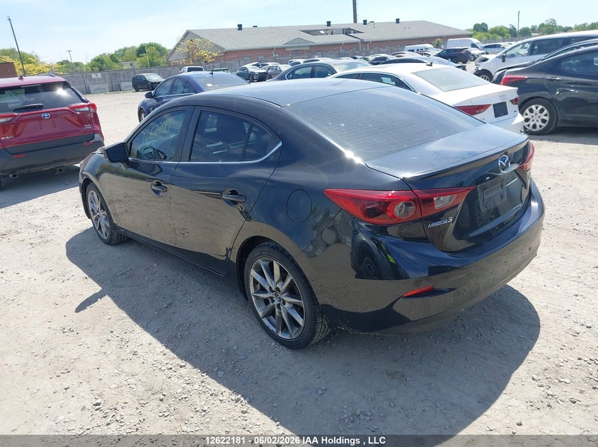 Vin: 3mzbn1w38jm237607, lot: 3021586, mazda 3 grand touring 20183