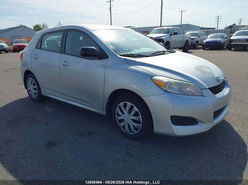 Vin: 2t1ku4ee0dc057612, lot: 3021789, toyota matrix wagon 2013 img_1