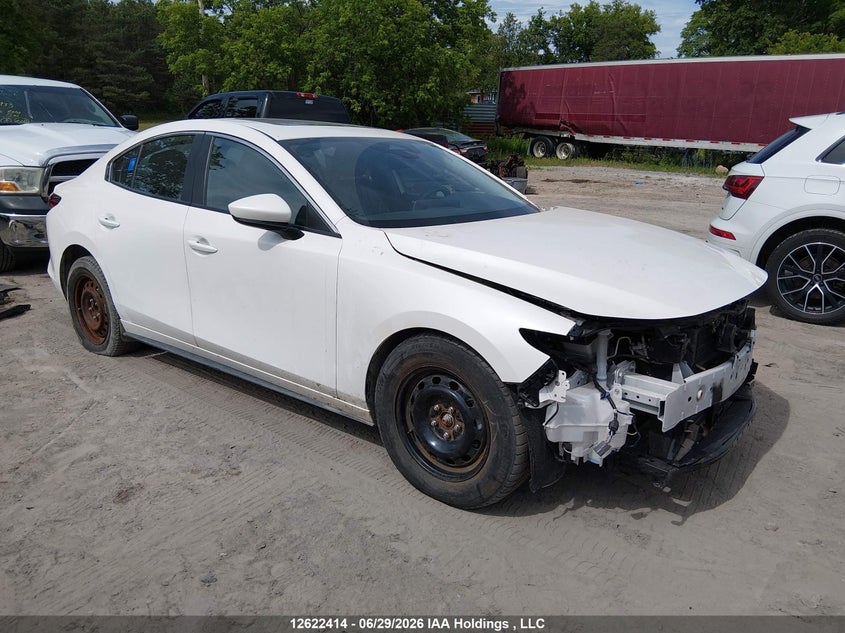 Vin: jm1bpacm9s1795488, lot: 3021824, mazda mazda3 2025 img_1