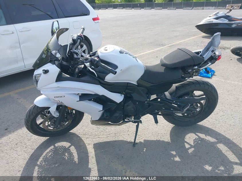 2015 Kawasaki Ex650 F VIN: JKAEXEF11FDA22456 Lot: 12622663